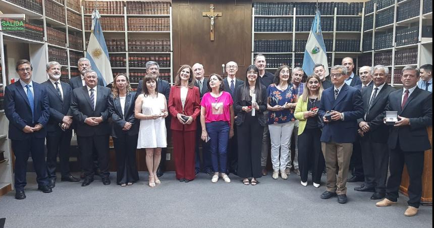 El STJ reconocioacute a personal por su antiguumledad