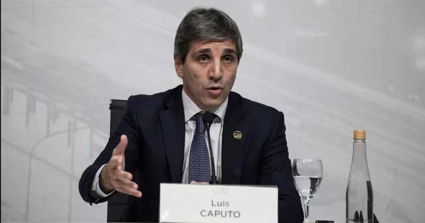 Caputo se reunioacute con banqueros por las Leliqs y dijo que el encuentro fue excelente
