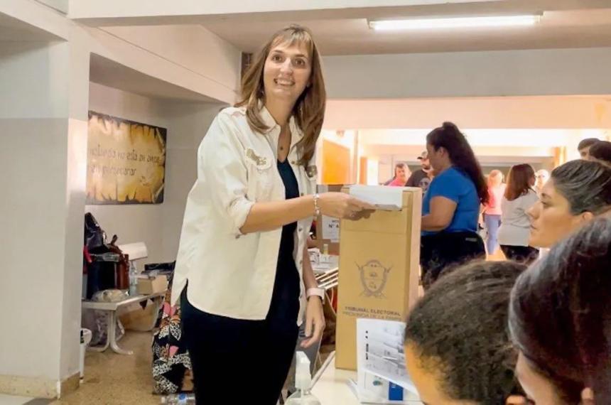 Luchy Alonso presenta un libro prologado por Cristina