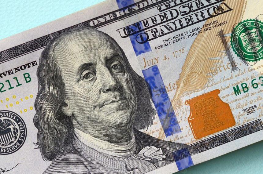 El doacutelar blue registroacute su quinta baja seguida