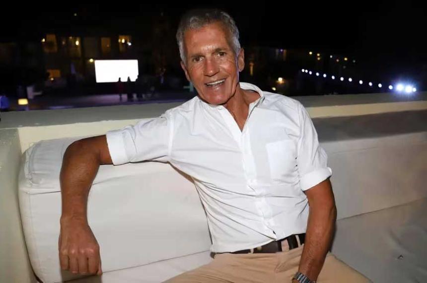 Murioacute a los 67 antildeos Ricardo Pintildeeiro histoacuterico representante de modelos