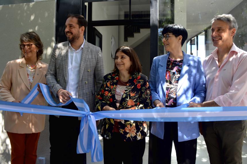 En un clima de incertidumbre inauguraron la sede de centro de investigacioacuten 