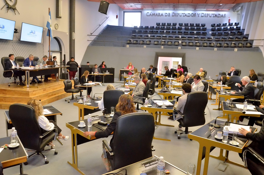 El oficialismo aproboacute el Presupuesto 2024 con el rechazo opositor
