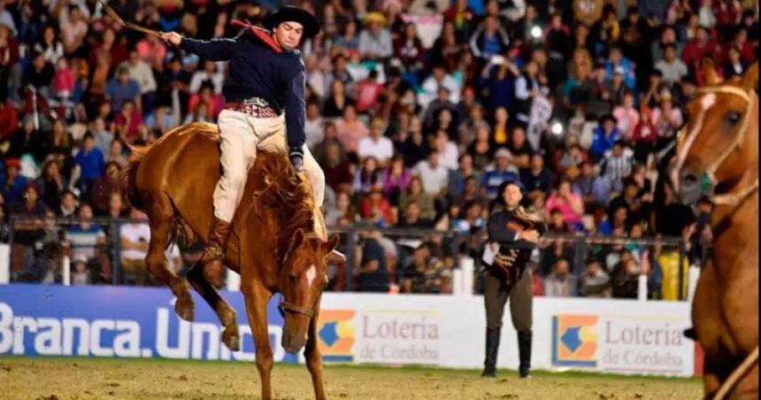 Festival Nacional de Doma y Folklore- maacutes de 25000 entradas vendidas