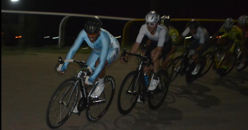 Viernes de suacuteper accioacuten en la laguna