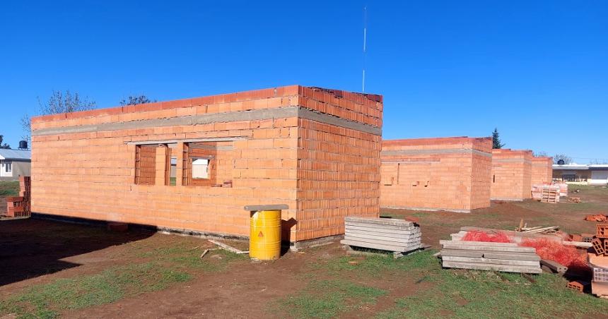 Construyen 35 viviendas del Plan Mi Casa III en Miguel Riglos