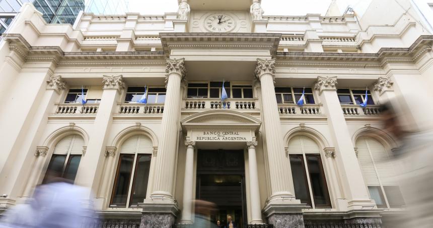 El Banco Central limitoacute al miacutenimo las operaciones de doacutelar mayorista