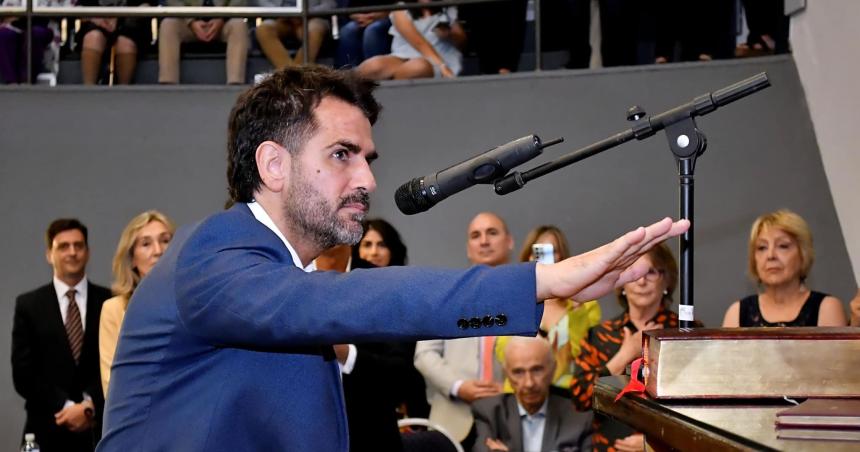 Espartaco Mariacuten vuelve a presidir el bloque oficialista en Diputados
