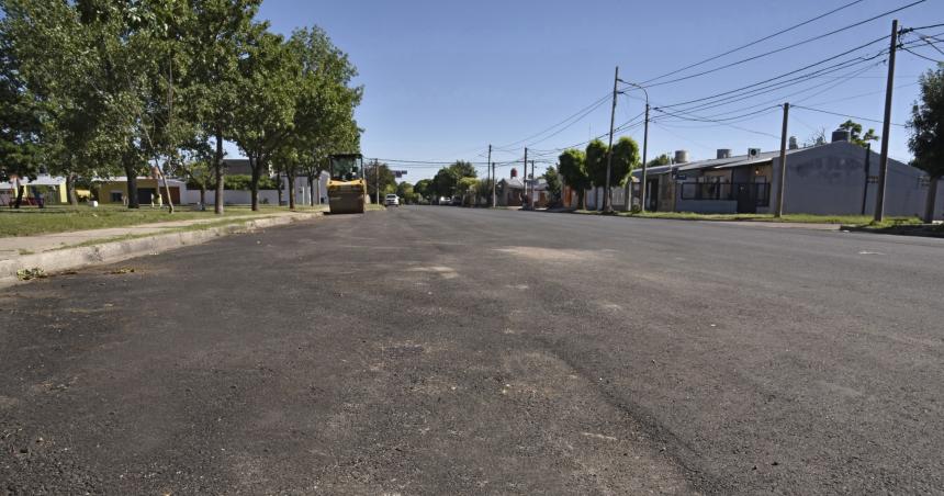 Santa Rosa- suman otras 44 cuadras a la pavimentacioacuten urbana 