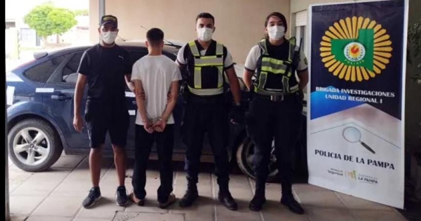 Prisioacuten en suspenso y prohibicioacuten de ingresar a la provincia para un estafador