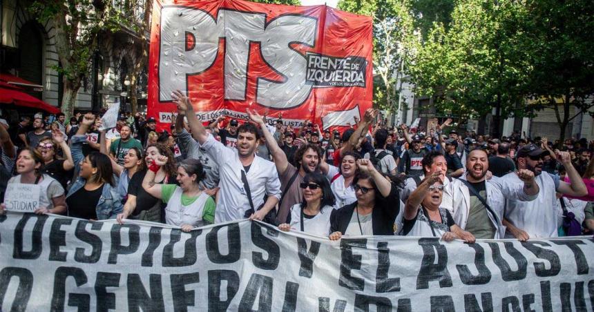 Jorge Macri le agradecioacute a Milei por el apoyo de las fuerzas nacionales en Plaza de Mayo