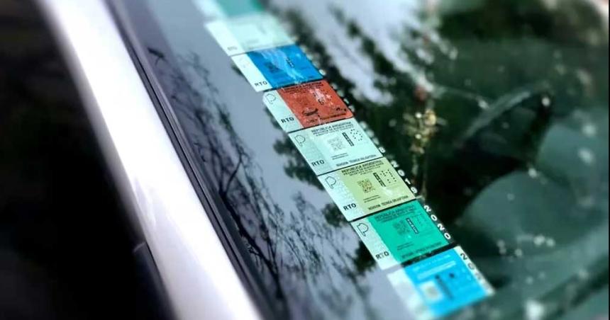 iquestSe puede circular sin VTV y el seguro del auto- las dudas que generoacute el DNU