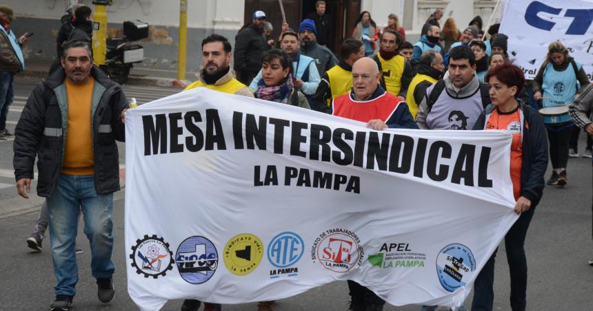 Paro y movilizacioacuten de la Intersindical el mieacutercoles 27
