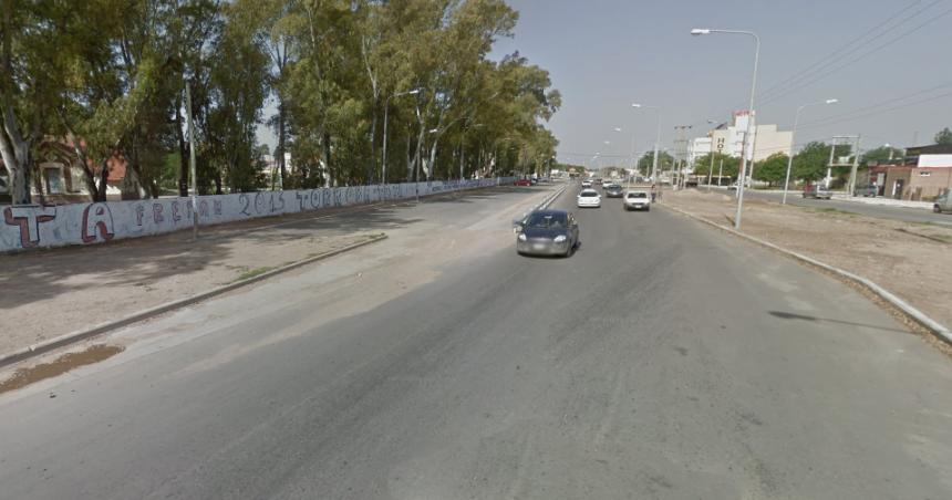 Un hombre intentoacute atacar a una mujer y la defendioacute el perro