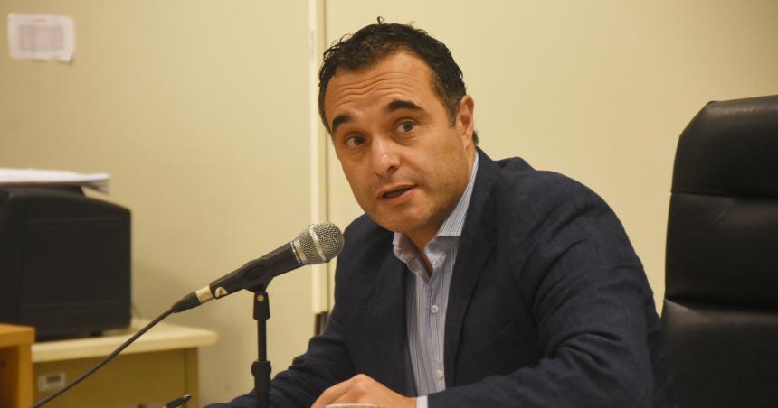 Roboacute con un arma de juguete y lo condenaron a 3 antildeos de caacutercel