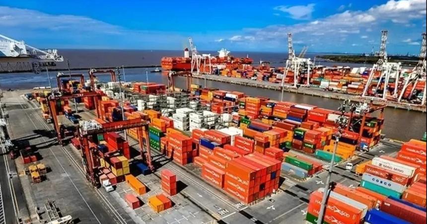 Piden investigar al SIRA por supuesta operatoria iliacutecita en el movimiento de importaciones