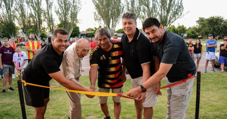 Guardia inauguroacute el gimnasio y tiene DT