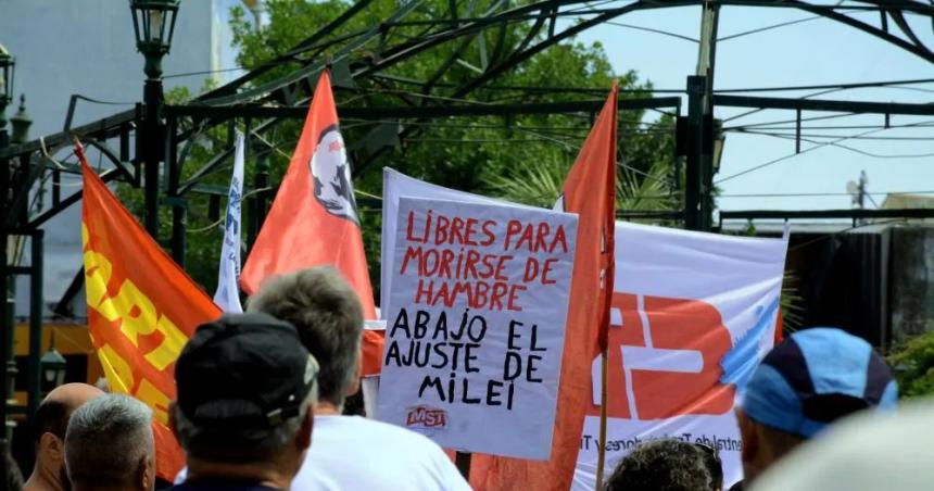 Asambleiacutestas quieren reunirse con legisladores