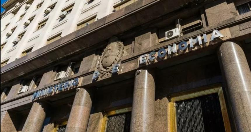 Proponen a los bancos un canje de deuda de corto plazo por casi 60 billones