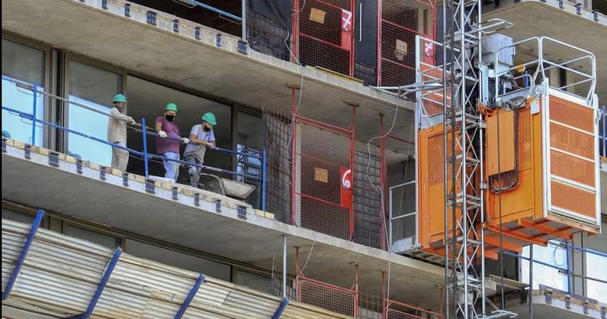 La construccioacuten se frenoacute y las empresas pronostican paraacutelisis al menos hasta marzo