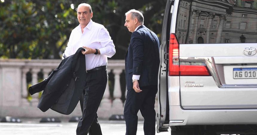 El Gobierno hace maacutes cambios en la ley oacutemnibus a pedido de cinco provincias