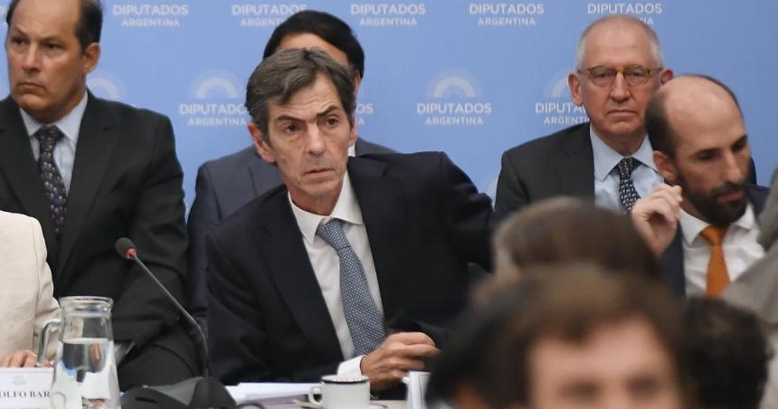 Ley oacutemnibus- el Gobierno admitioacute que podriacutea reducir la duracioacuten de las emergencias