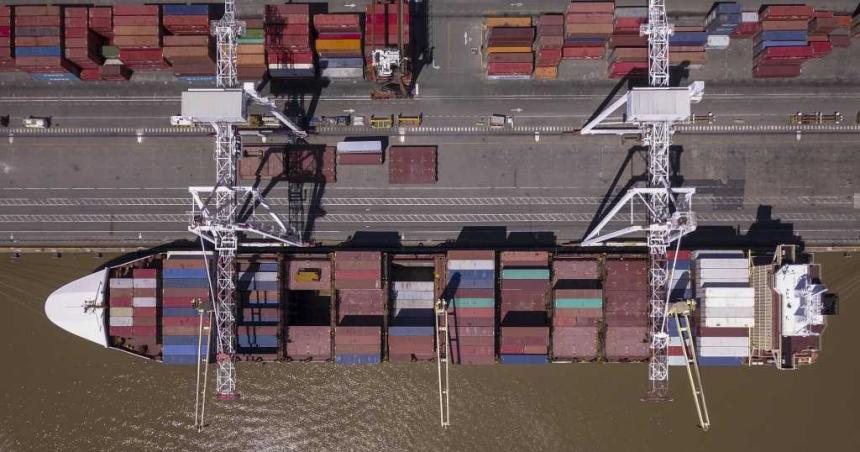 AFIP eliminoacute un traacutemite para importadores