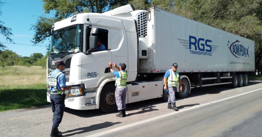 Manejaba un camioacuten en la ruta con un alarmante nivel de alcoholismo