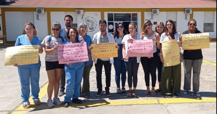 Autoconvocados de Salud tambieacuten reclamaron en Pico