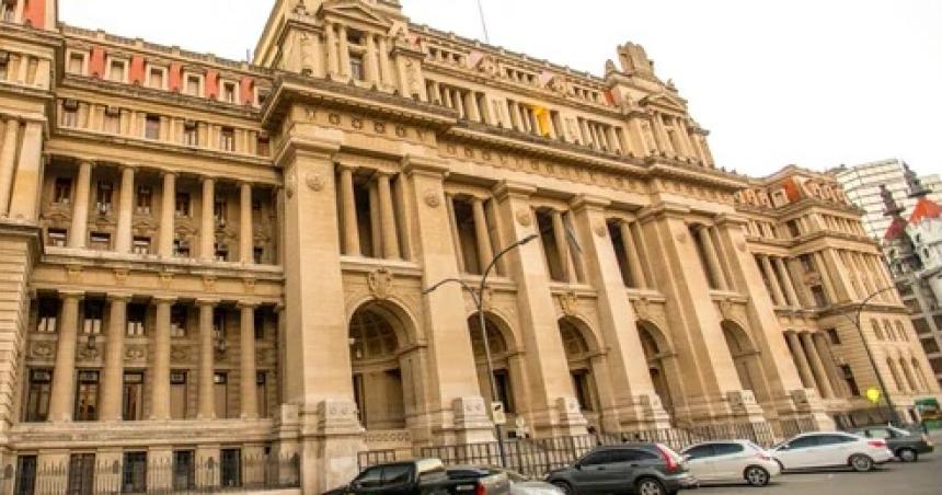 Rechazan habilitar la feria judicial para tratar un amparo contra el aumento de las prepagas