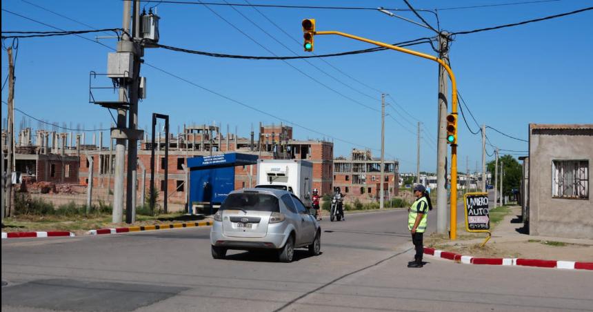 Nuevo semaacuteforo en Toscano Sur y Gaich