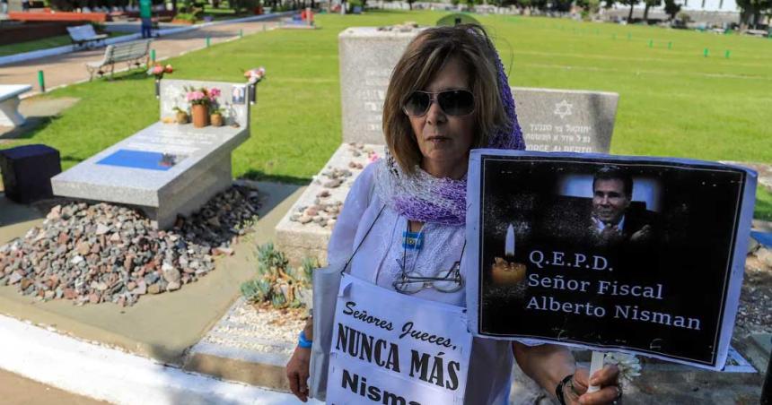 El Gobierno nacional homenajeoacute a Nisman a 9 antildeos de su muerte y sostuvo que fue un homicidio