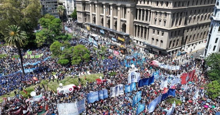 Los gremios estatales ratificaron su adhesioacuten al paro del 24