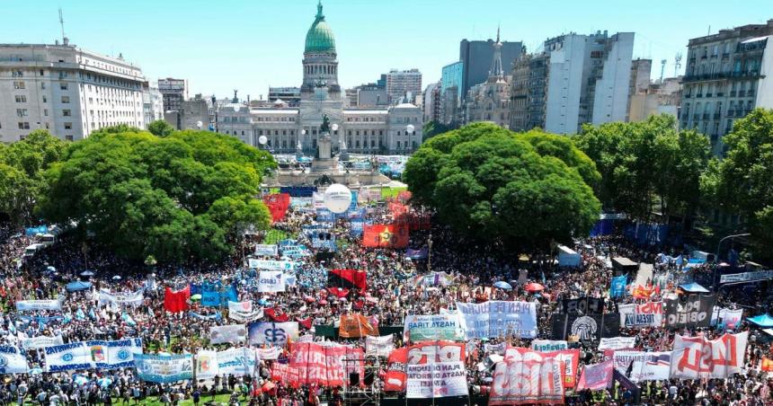 Los movimientos sociales se reuniraacuten el lunes para anunciar un plan de lucha nacional