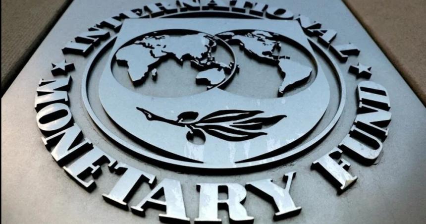 El directorio del FMI se reuniraacute el 31 de enero para definir si desembolsa USD 4700 millones para la Argentina
