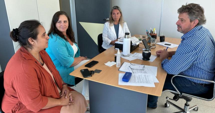 La Secretariacutea de la Mujer coordina tareas con la Defensoriacutea General