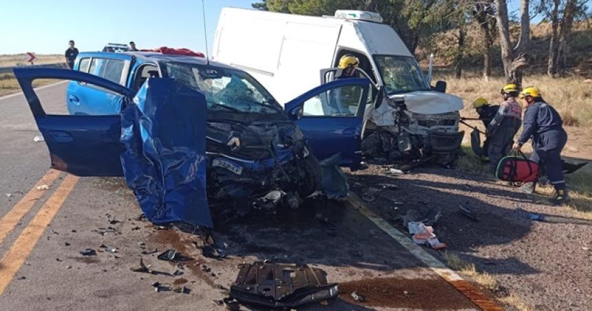 Dos mujeres con heridas graves por un choque frontal en la Ruta 35