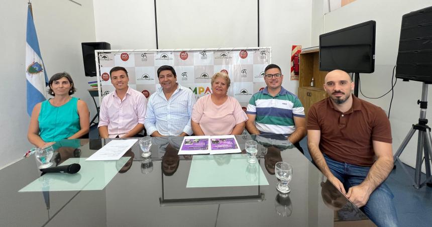 Presentaron los Carnavales en Teleacuten y Pareray el Festival del Riacuteo en Gobernador Duval