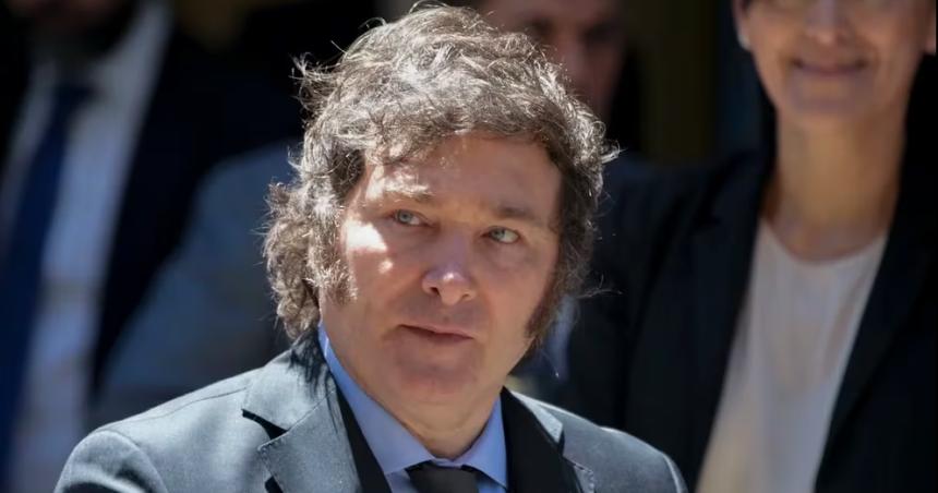 Javier Milei celebroacute la media sancioacuten y pidioacute contar con la misma grandeza para el martes