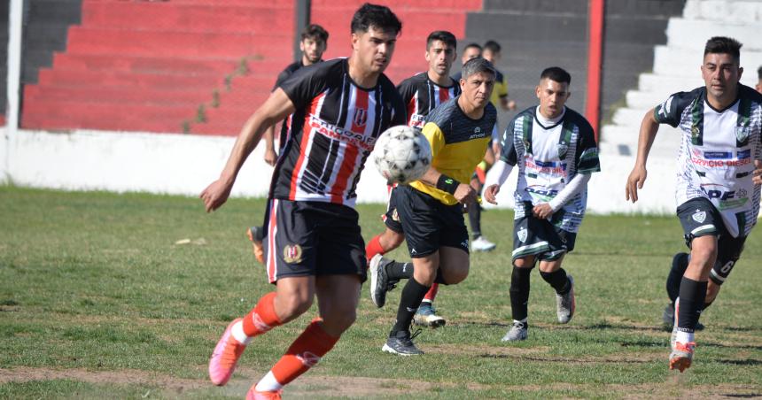 Dos partidos abren un nuevo torneo oficial