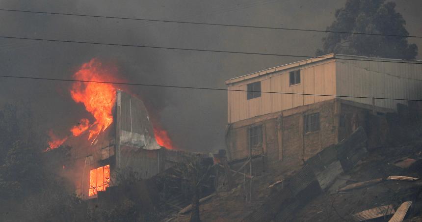 Chile- el nuacutemero de muertos por los incendios ascendioacute a 112