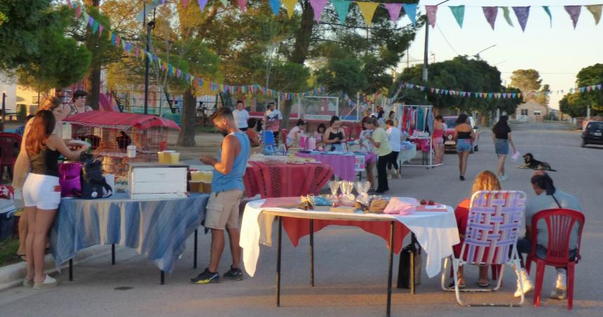 Encuentro y expectativas en la feria de La Reforma