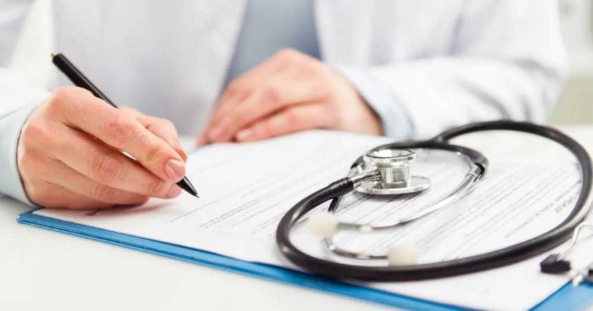 Las prepagas anuncian otro aumento para marzo superior al 20-en-porciento-