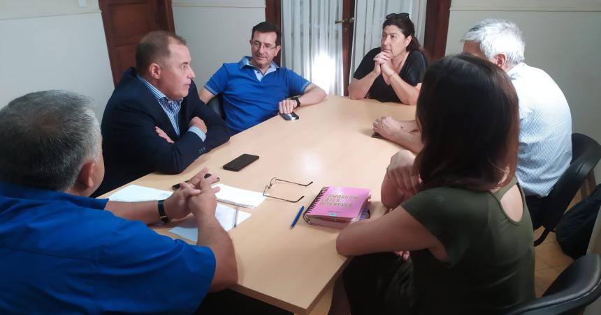 Fuentes laborales en riesgo- la Caacutemara de Comercio con Trabajo