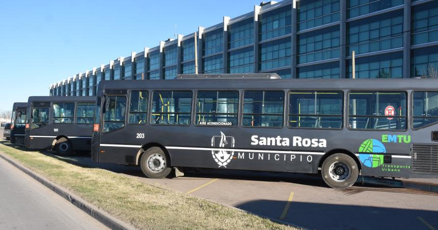La venganza de Milei- eliminoacute subsidios al transporte de pasajeros en las provincias
