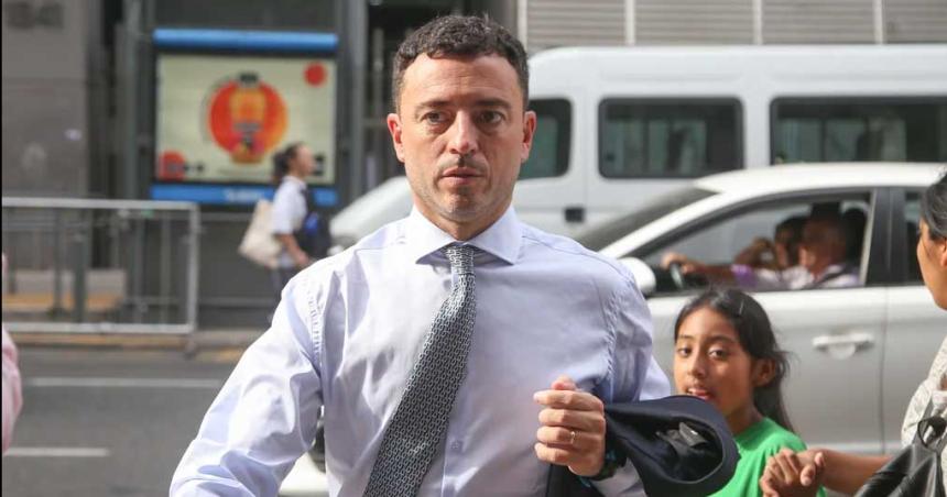 De Loredo defendioacute al bloque de la UCR y comparoacute al Gobierno con un sketch de Capusotto