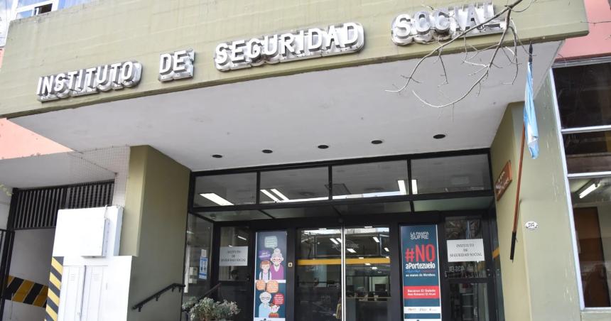 Tampoco llega el dinero para las cajas de jubilacioacuten