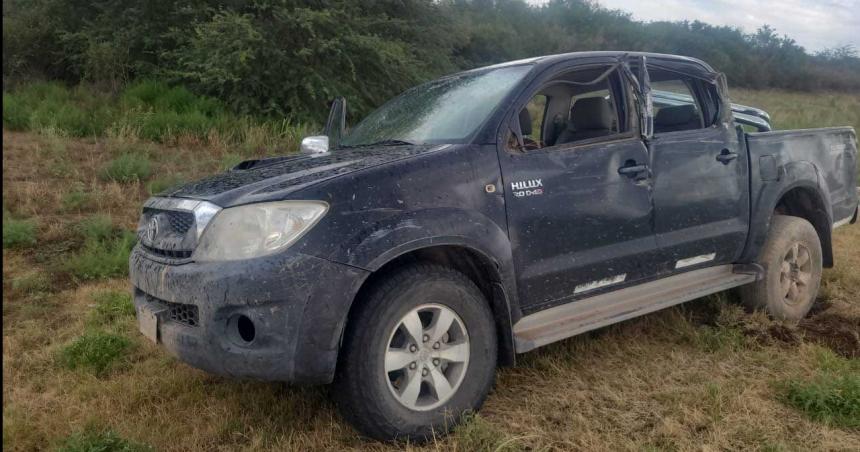 Con suerte- un camioacuten y una pickup se rozaron en la ruta 35