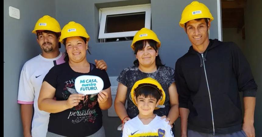 Familias de Agustoni ya habitan las viviendas del Plan Mi Casa