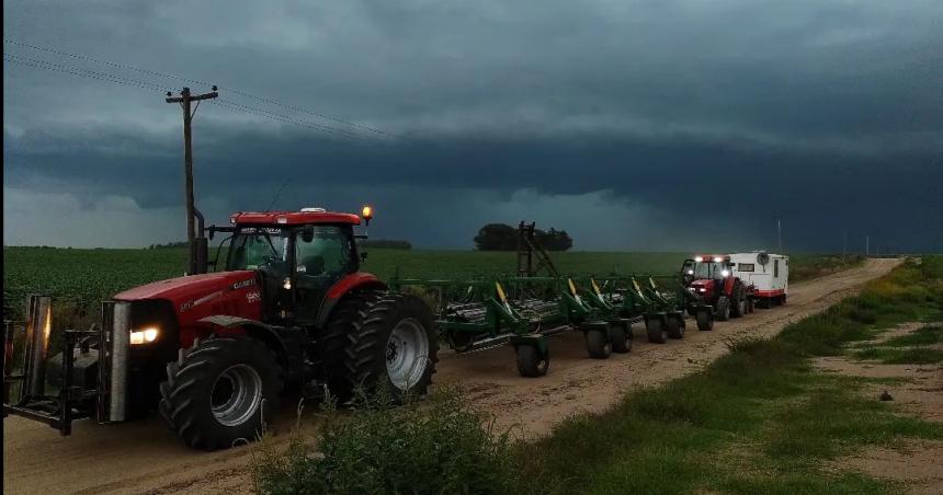 Agoacutenicas dramaacuteticas y salvadoras precipitaciones 